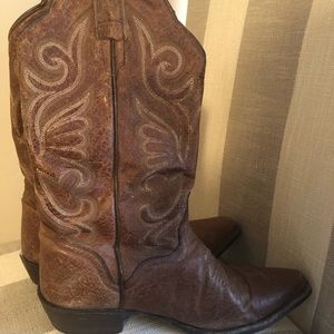 Cowboy cowgirl boots